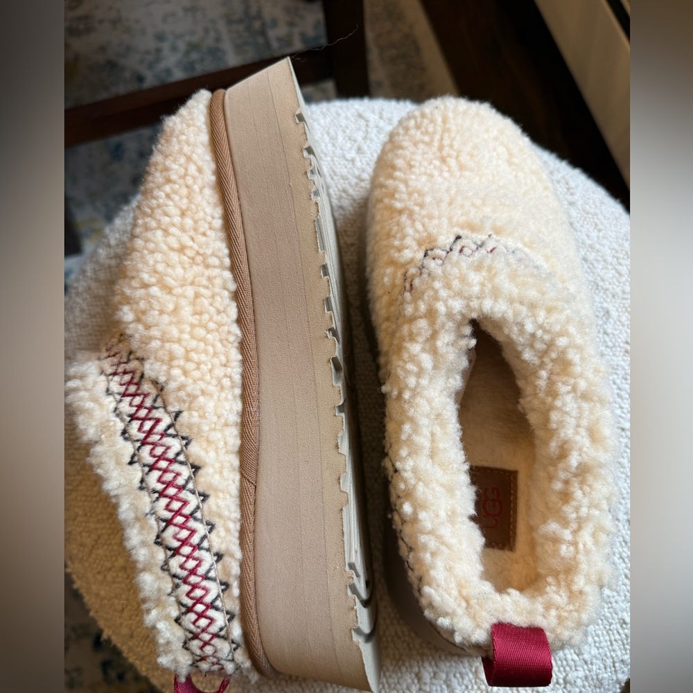 UGG Tazz Braid Fur Platform. Never worn!